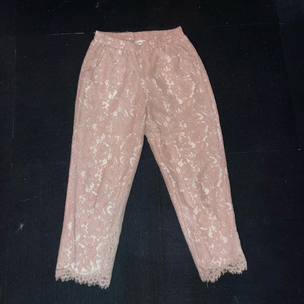 Pink lace ankle pants. Size xs. Elastic waistband.